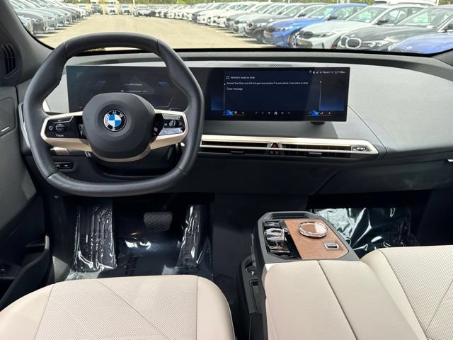 Used 2026 BMW iX xDrive60 w/ Executive Package AWD/4WD image 31