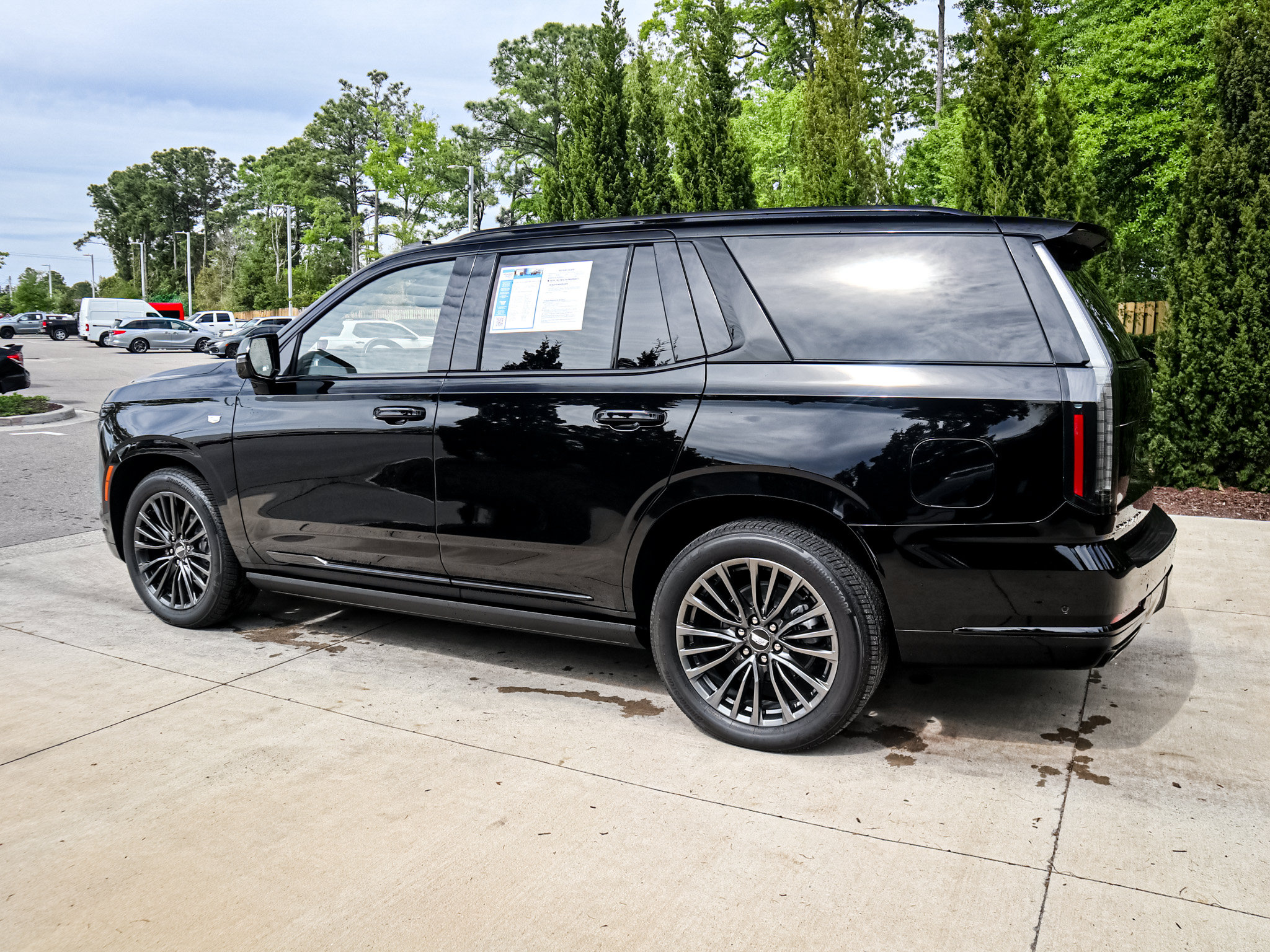 Used 2026 Cadillac Escalade Platinum Sport AWD/4WD image 7
