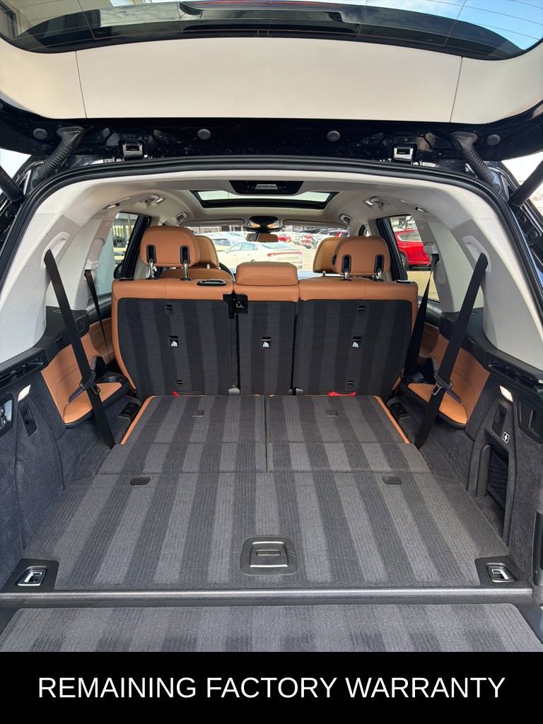Used 2024 BMW X7 xDrive40i image 9