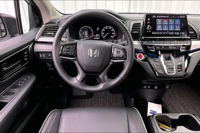 Certified 2026 Honda Odyssey Touring image 5