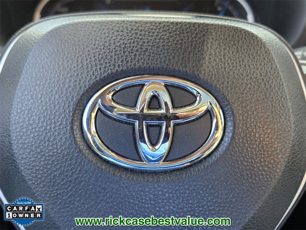 Used 2024 Toyota RAV4 XLE Premium image 32