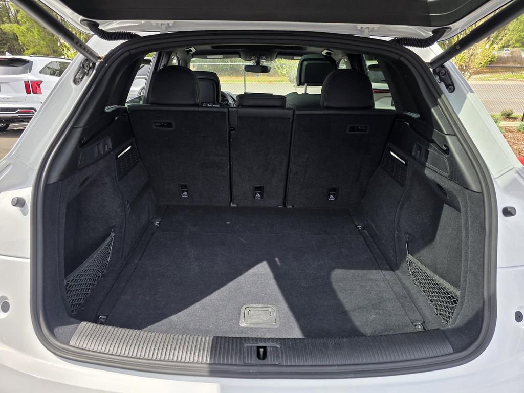 Used 2025 Audi Q5 2.0T Premium image 9