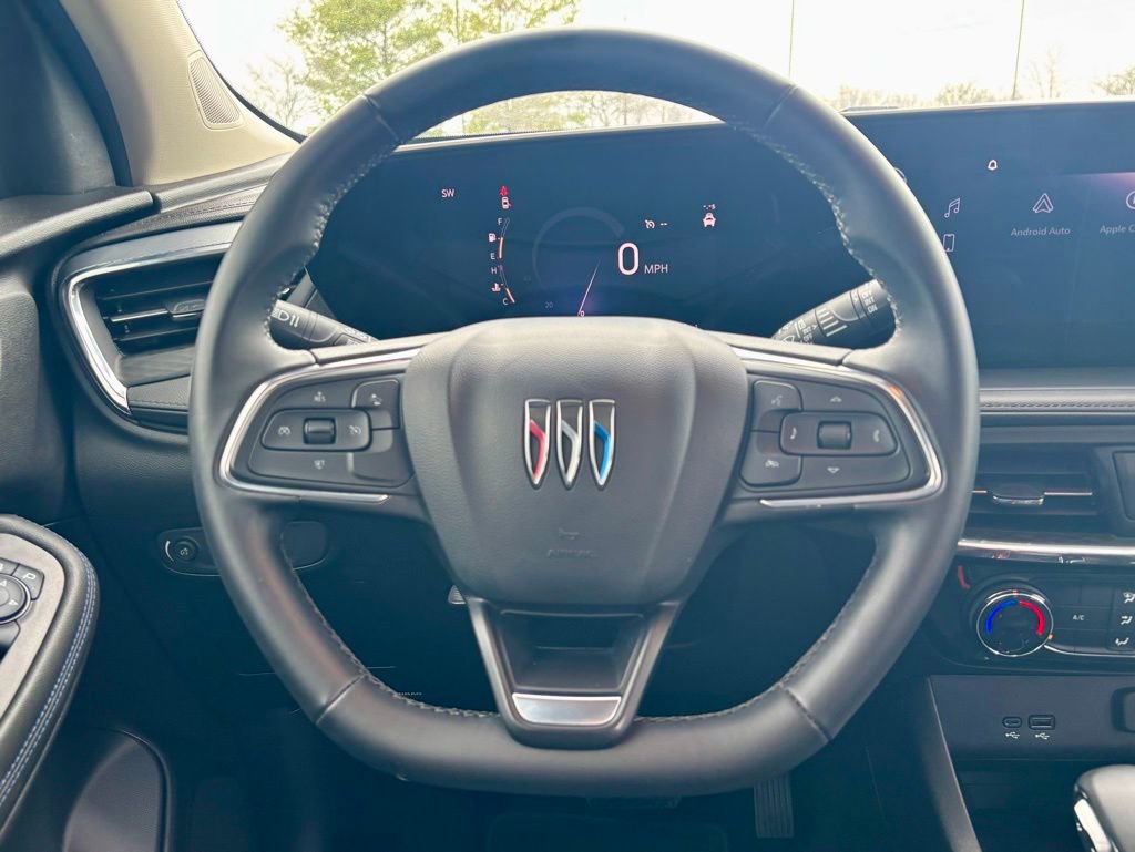 Used 2025 Buick Encore GX Sport Touring image 23