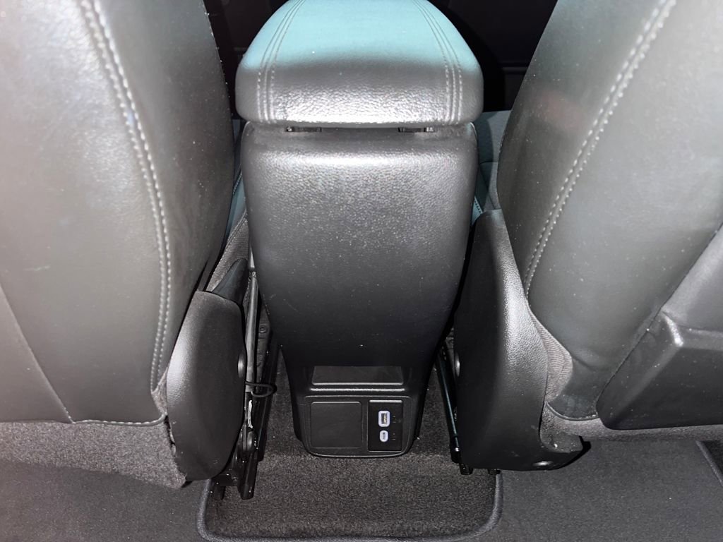 Used 2020 Buick Encore GX Select image 31