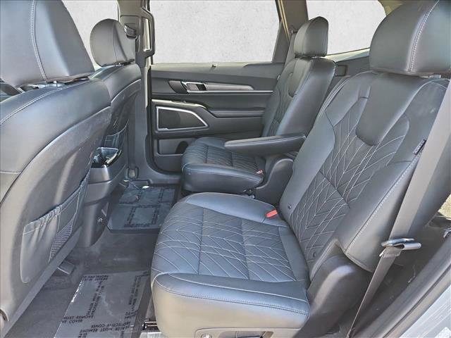 Used 2024 Kia Telluride EX X-Line AWD/4WD image 25
