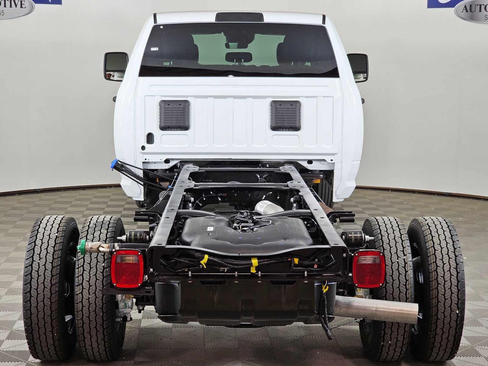 New 2026 RAM 5500 Tradesman AWD/4WD image 29