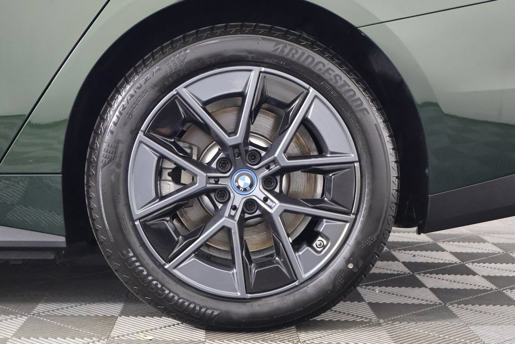 Used 2023 BMW i4 eDrive35 w/ Premium Package RWD image 16