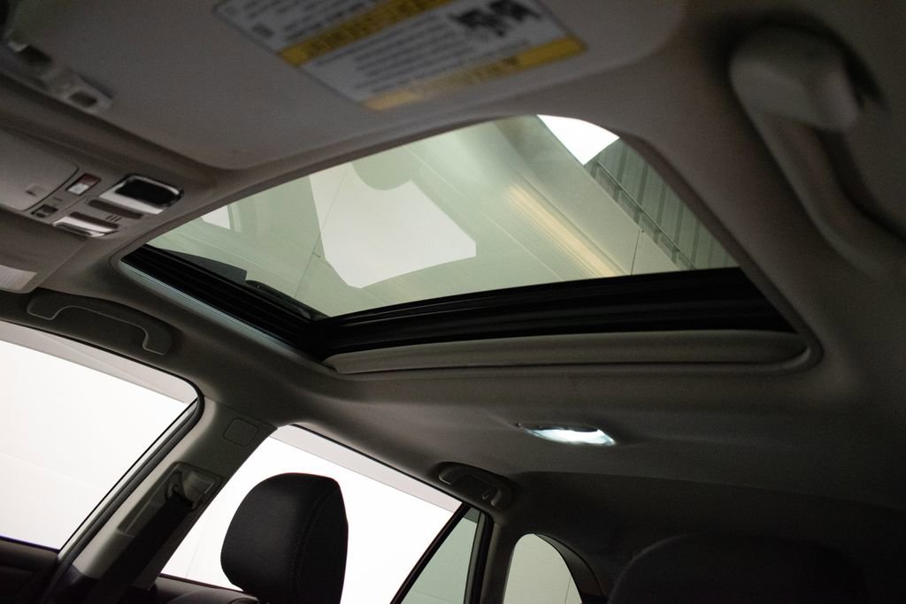 Used 2018 Subaru Outback 2.5i Limited w/ Popular Package #2 image 20