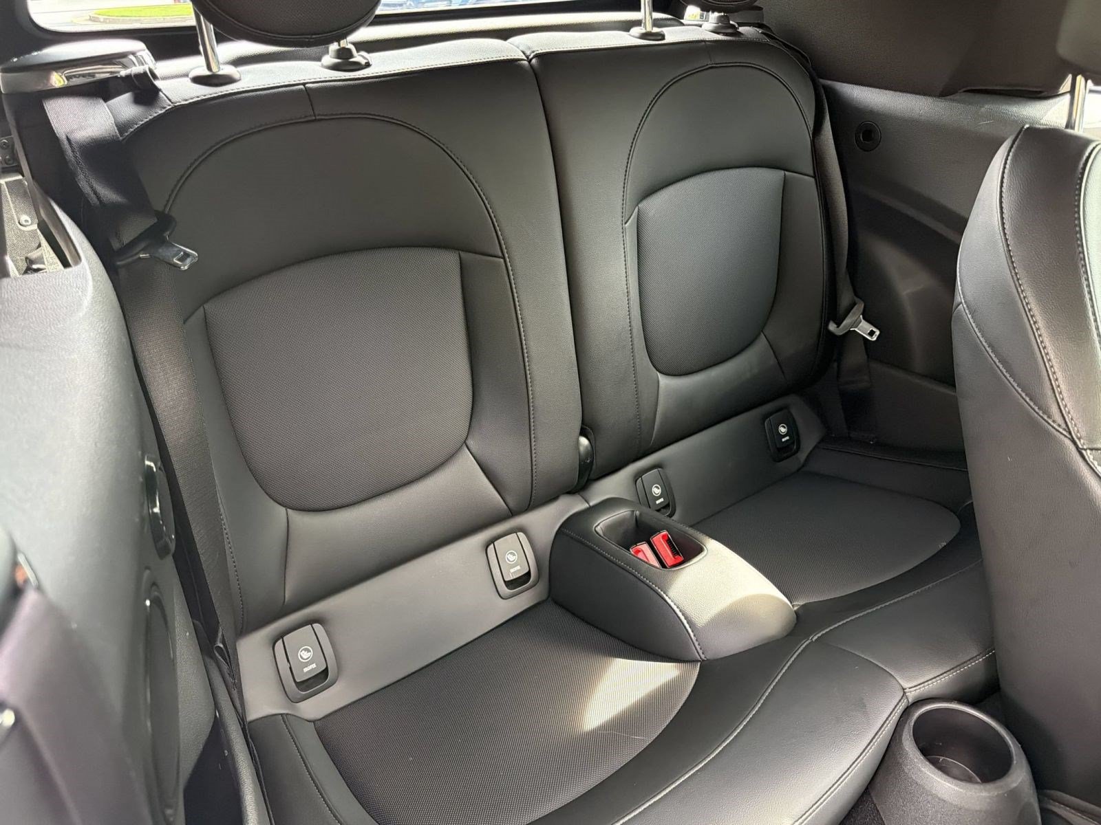 Used 2019 MINI Cooper S FWD image 28