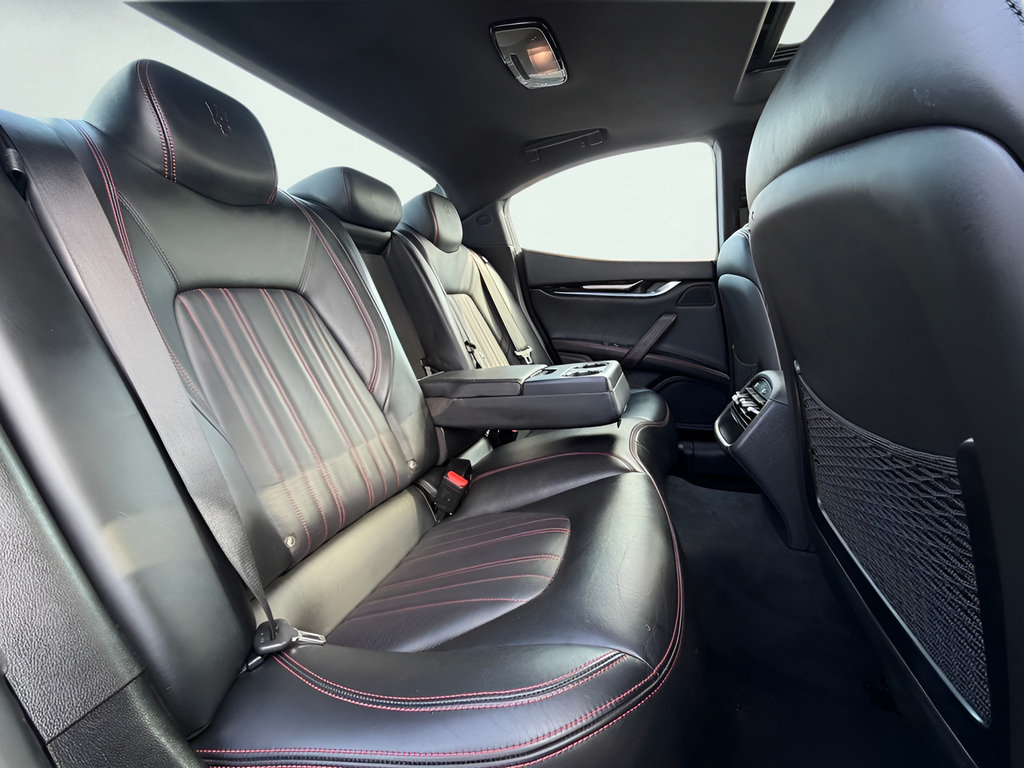 Used 2021 Maserati Ghibli RWD image 22