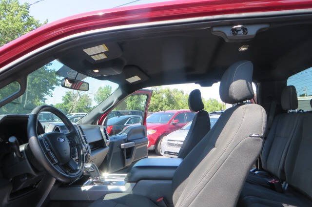 Used 2016 Ford F150 XLT w/ Equipment Group 301A Mid AWD/4WD image 18