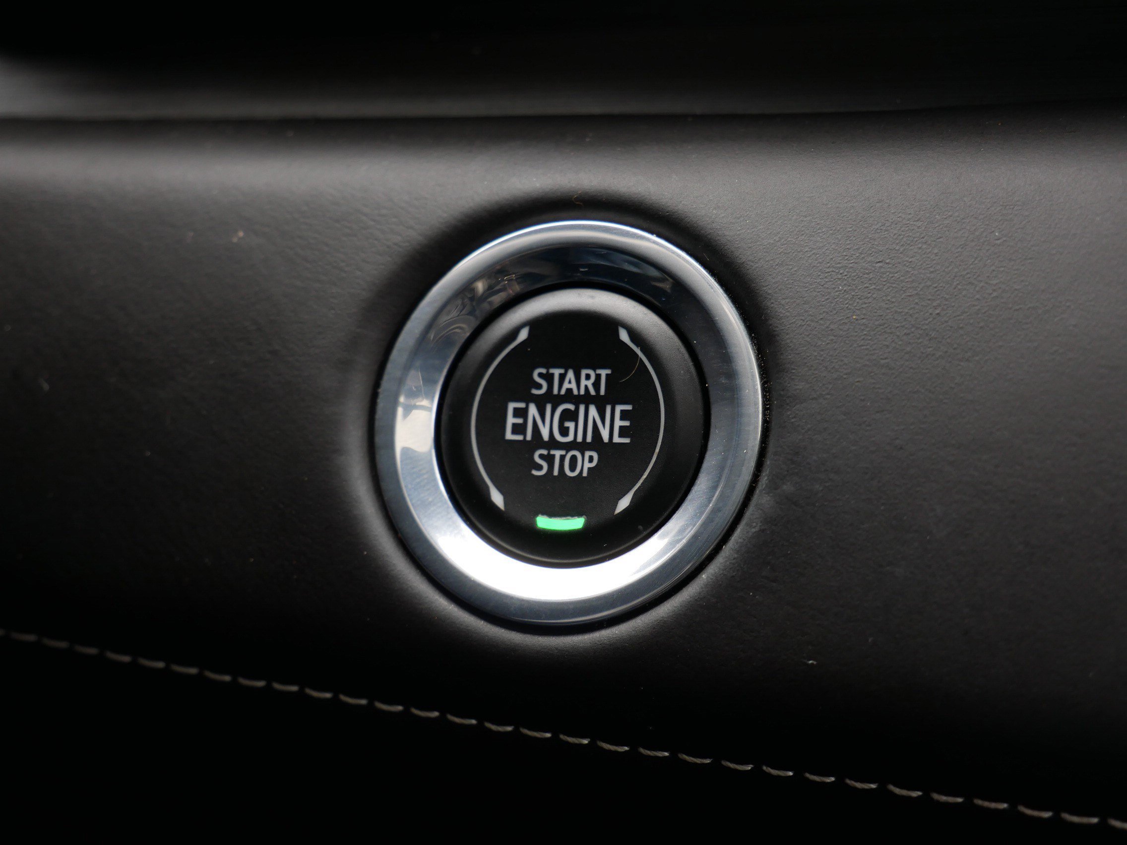 Used 2023 Cadillac Escalade Sport Platinum w/ LPO, ONYX Package image 31