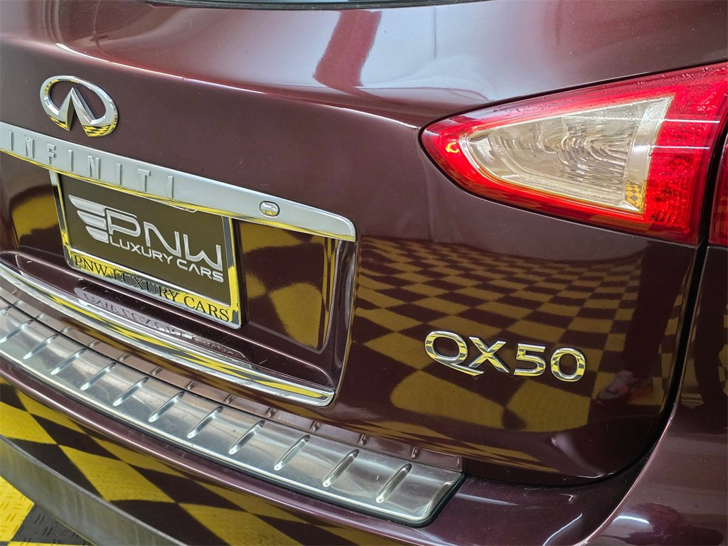 Used 2014 INFINITI QX50 Journey w/ Premium Package image 13