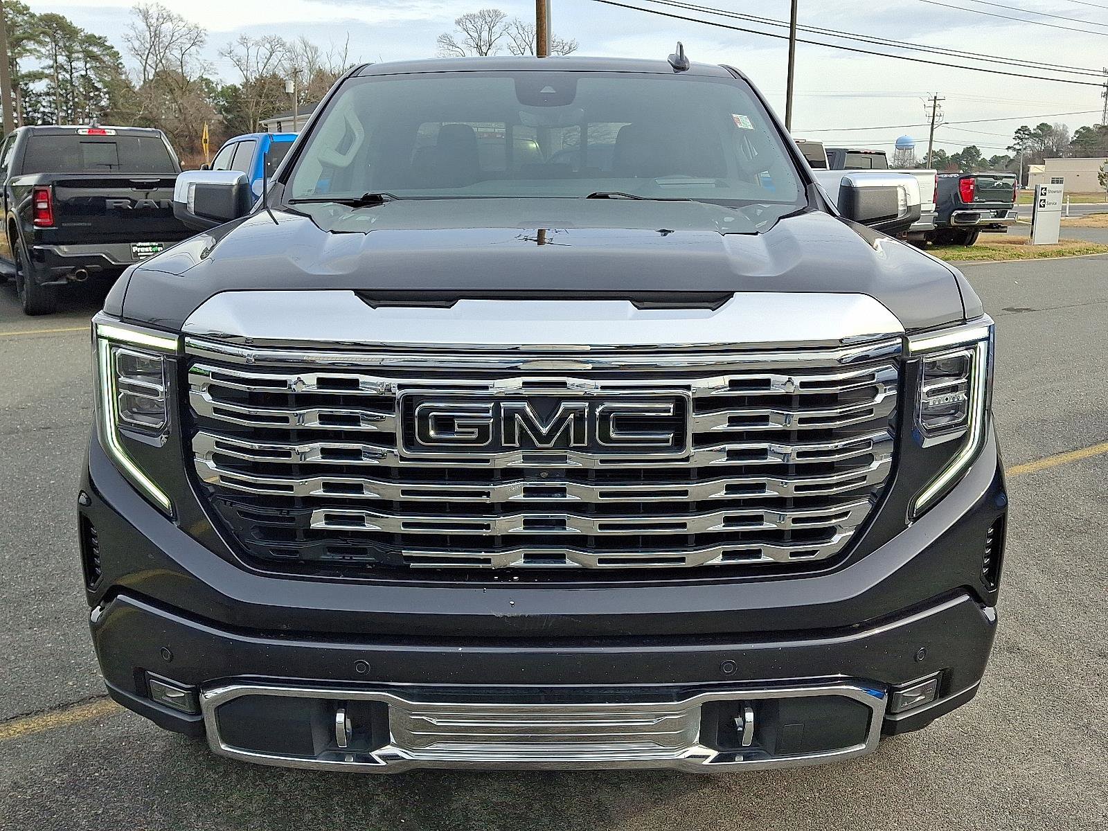 Used 2023 GMC Sierra 1500 Denali w/ Denali Reserve Package image 2