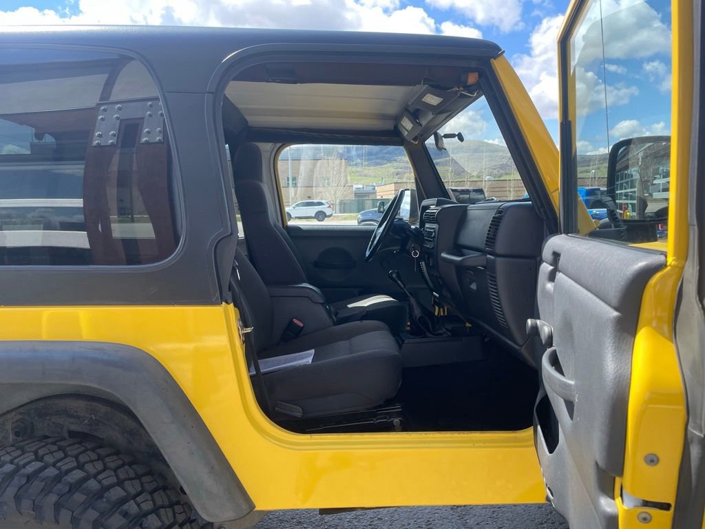 Used 2006 Jeep Wrangler Sport w/ 30" Tire & Wheel Group AWD/4WD image 19