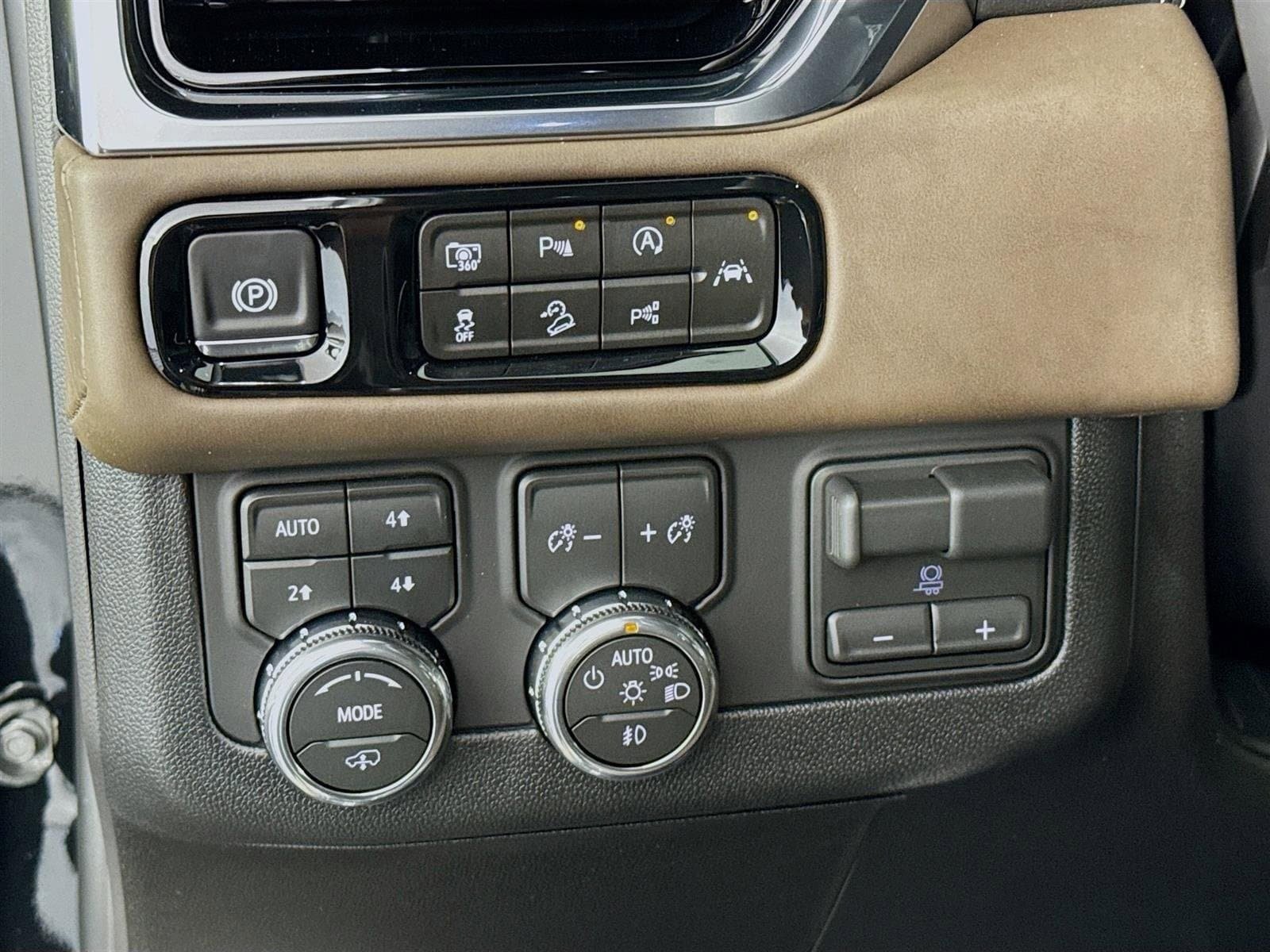 New 2026 GMC Yukon XL Denali Ultimate image 10