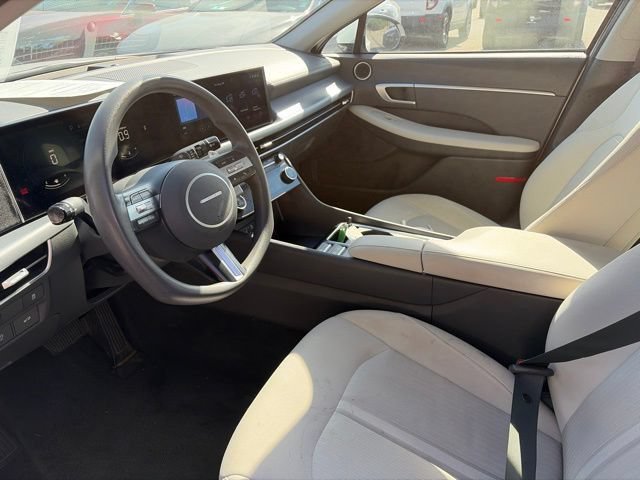 Used 2025 Hyundai Sonata SEL FWD image 14