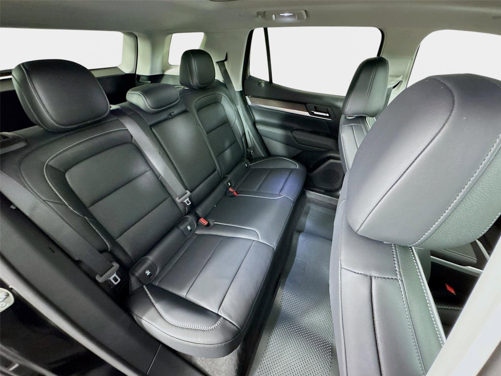 New 2026 GMC Terrain Denali AWD/4WD image 28