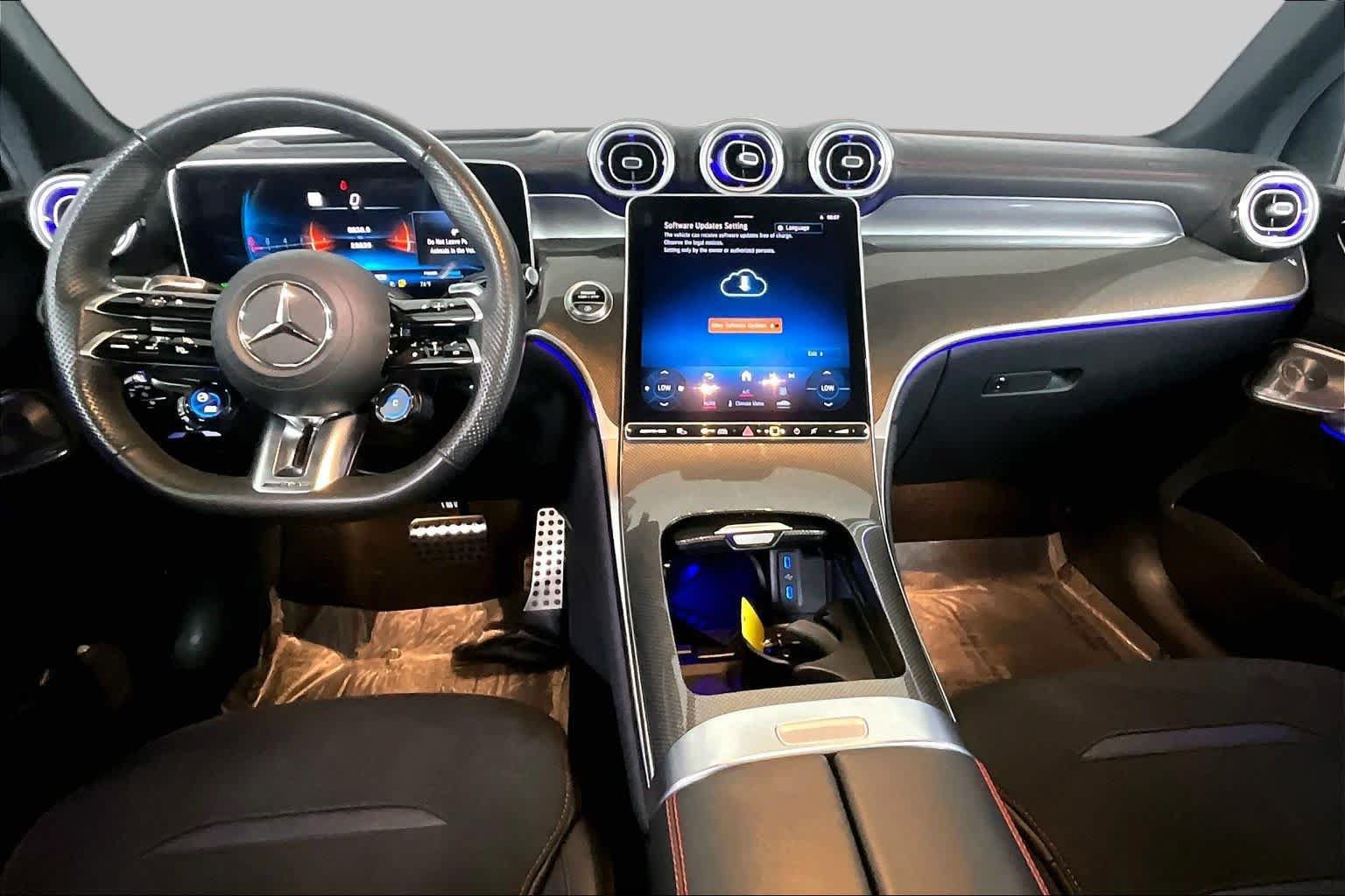 Certified 2024 Mercedes-Benz GLC 43 AMG 4MATIC image 16