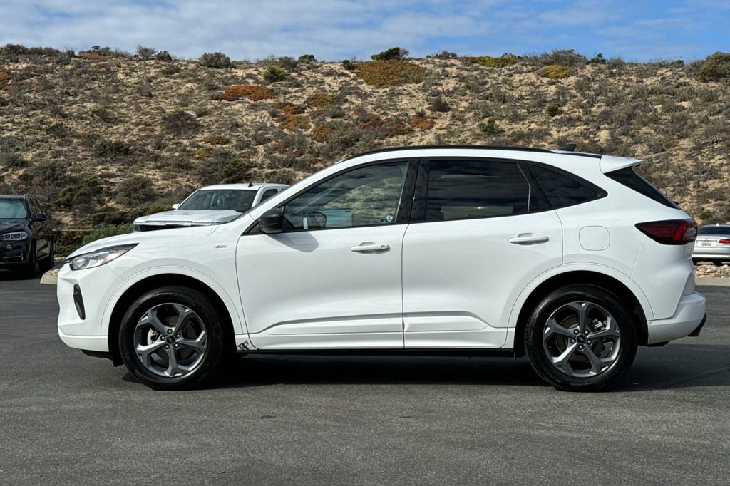 Certified 2023 Ford Escape ST-Line image 7