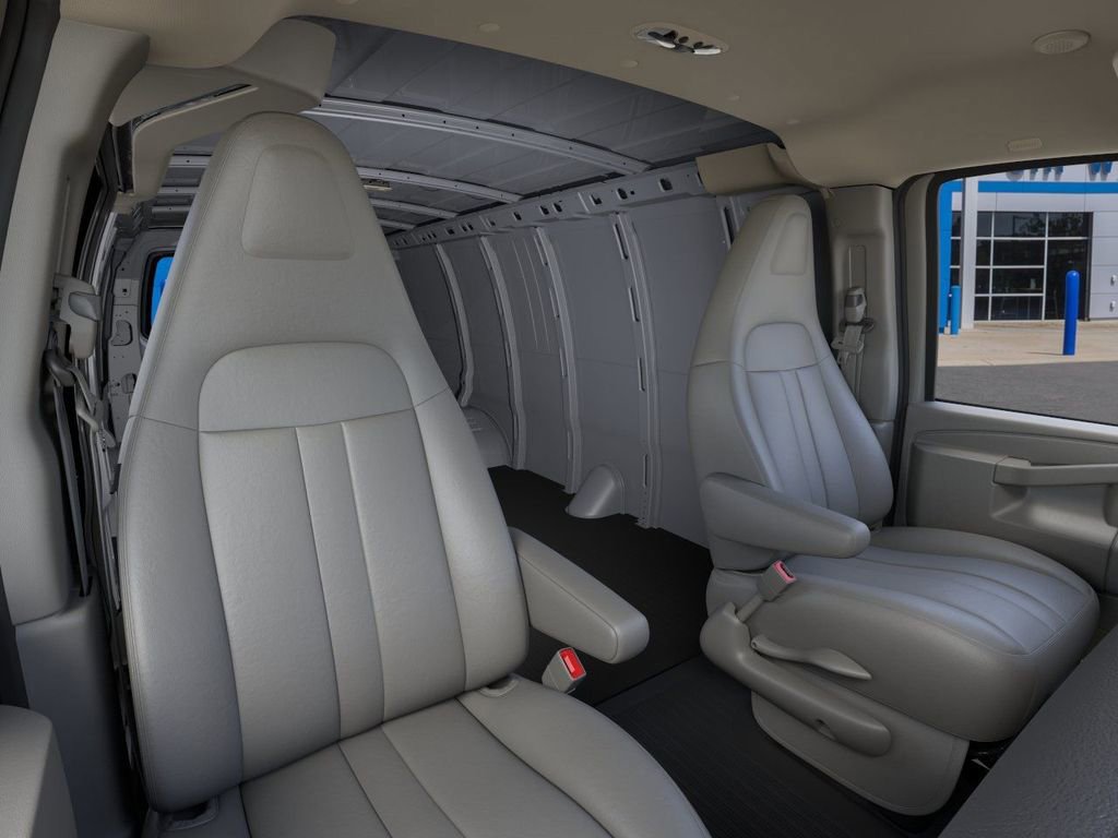 New 2026 Chevrolet Express 3500 Extended RWD image 17