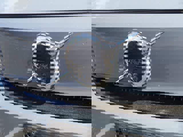 Used 2023 Volvo C40 P8 Recharge Ultimate image 21