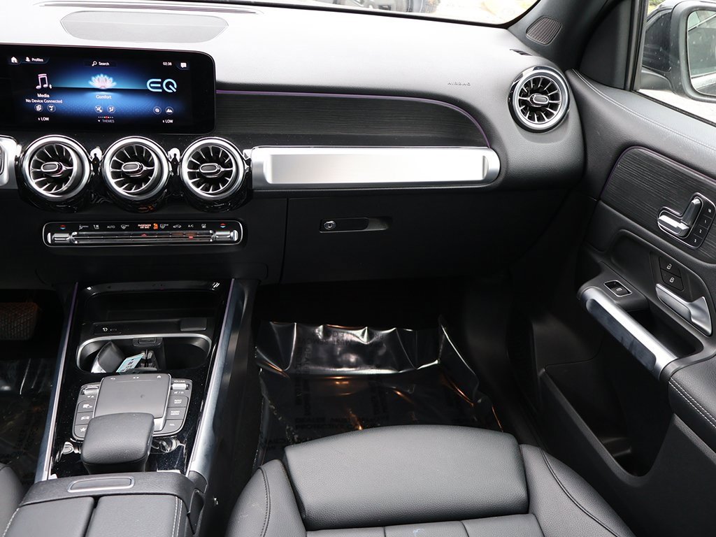 Used 2023 Mercedes-Benz EQB 250+ image 34