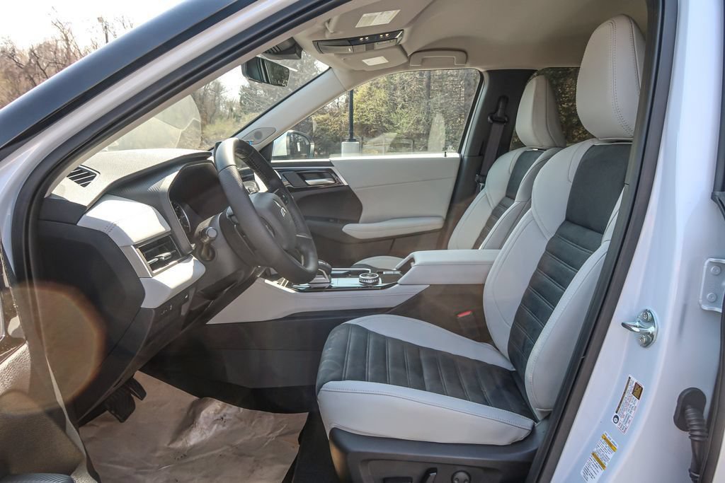 New 2026 Mitsubishi Outlander SE AWD/4WD image 23