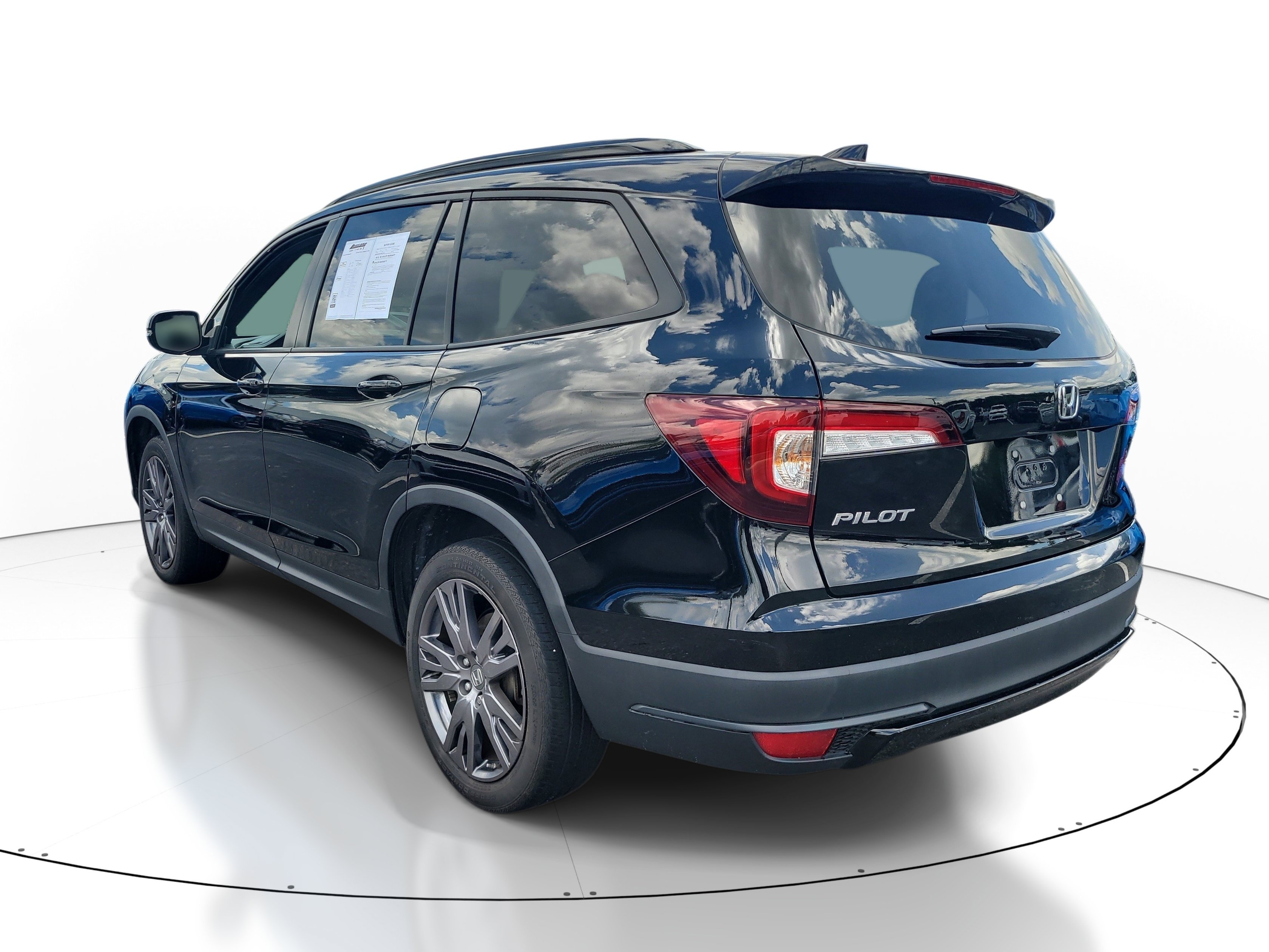 Used 2022 Honda Pilot Sport image 6