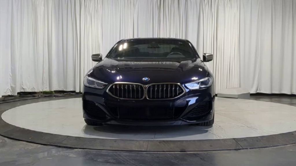 Used 2019 BMW M850i xDrive Coupe w/ Comfort Seating Package image 3
