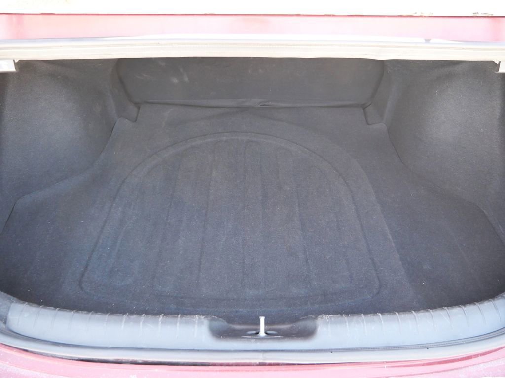 Used 2024 Hyundai Elantra SEL image 21