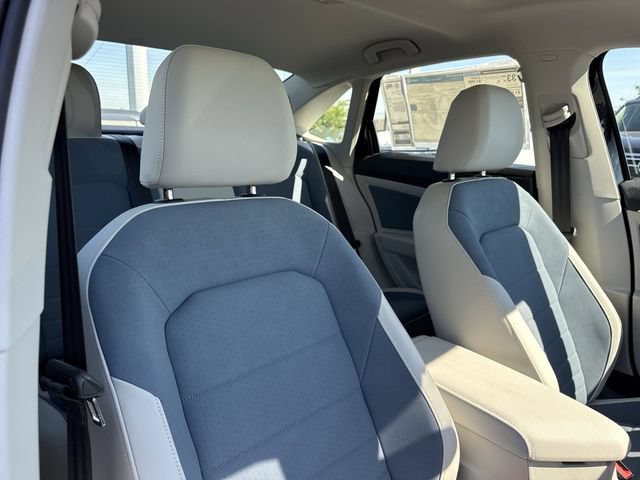 New 2026 Volkswagen Jetta SE FWD image 24