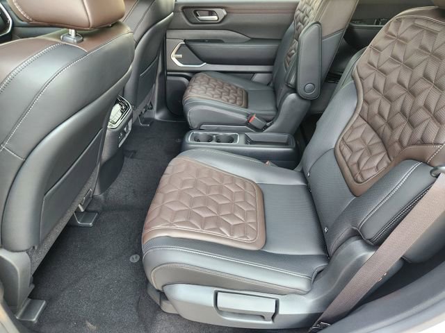 New 2026 Nissan Armada Platinum image 19