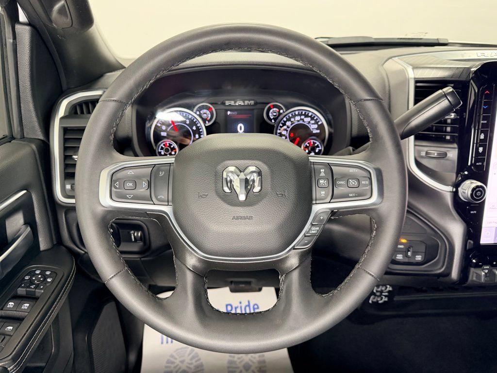 Used 2025 RAM 2500 Big Horn AWD/4WD image 16