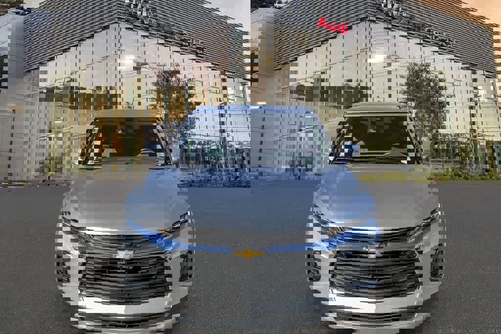 Used 2022 Chevrolet Blazer LT image 6