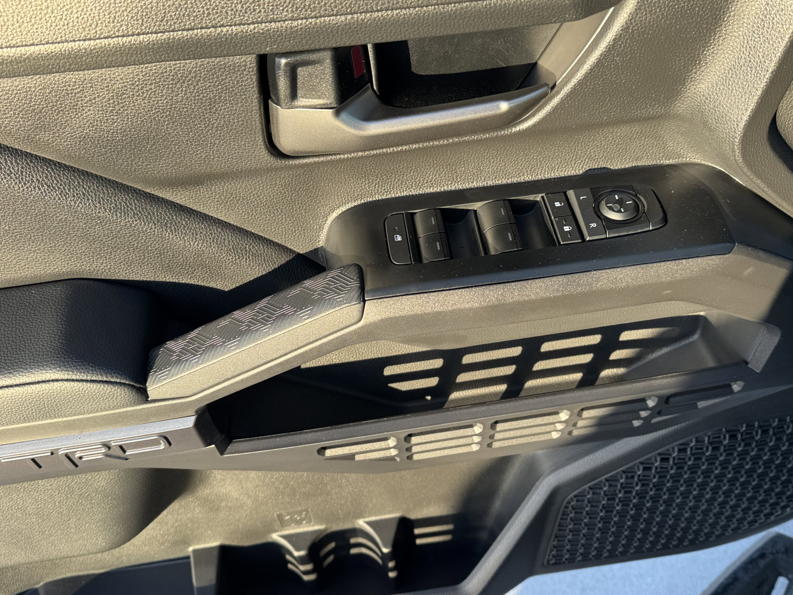 New 2026 Toyota Tacoma TRD Off-Road image 18