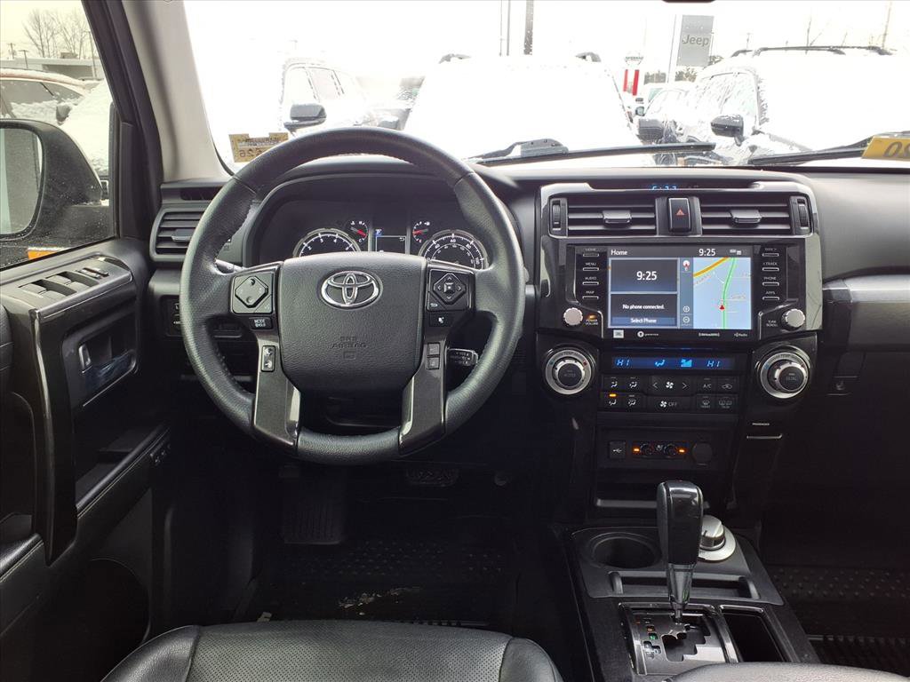 Used 2020 Toyota 4Runner 4WD image 9