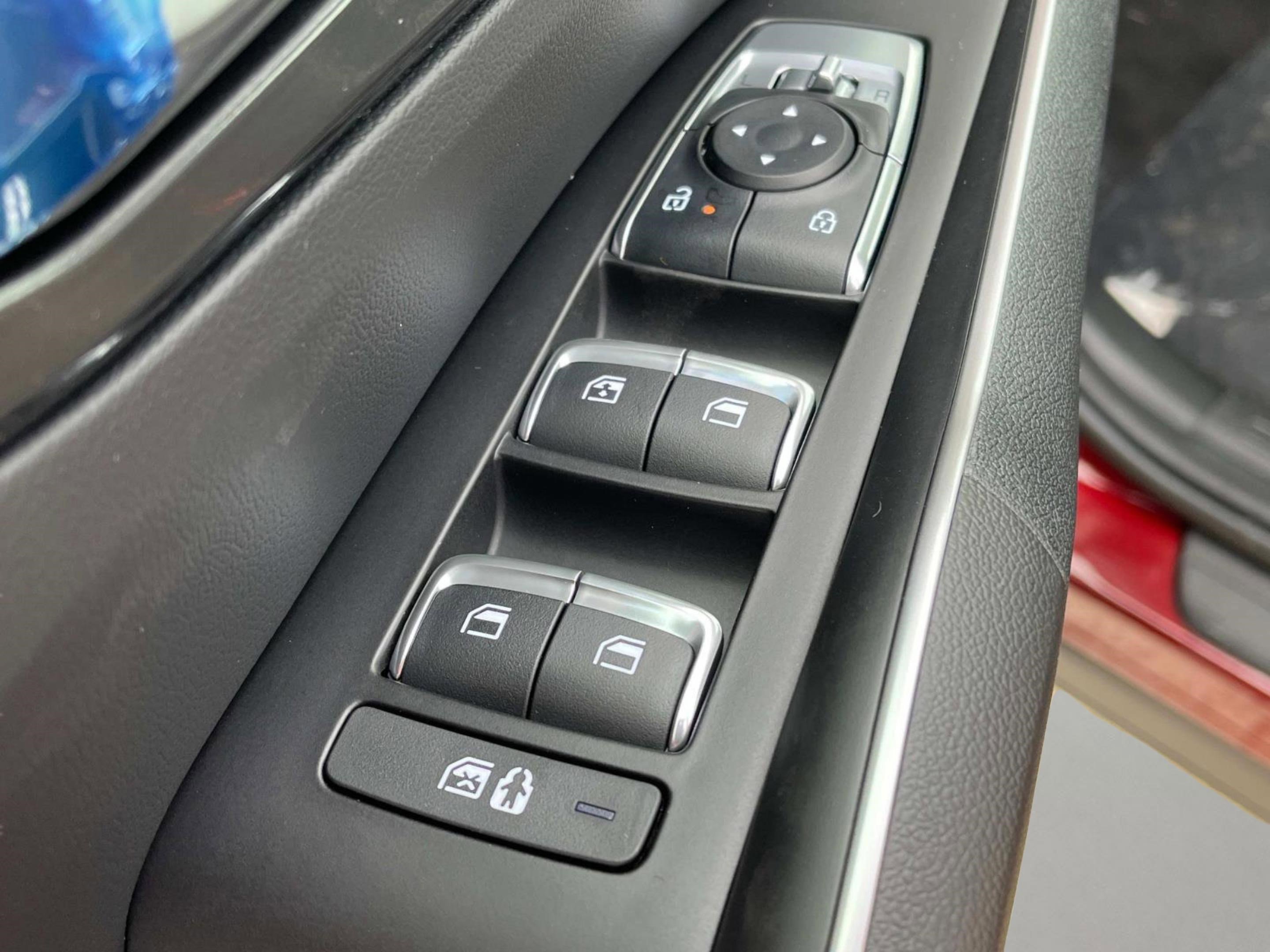 New 2025 Kia Sorento S w/ Panoramic Sunroof Package image 21