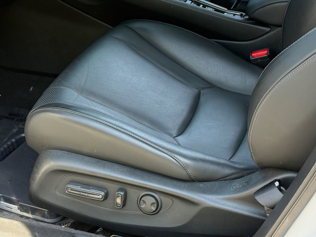 Used 2023 Honda Accord EX-L image 19