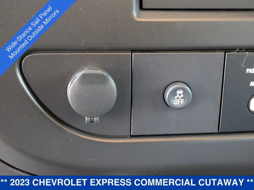 Used 2023 Chevrolet Express 3500 Work Van w/ Power Convenience Package image 32