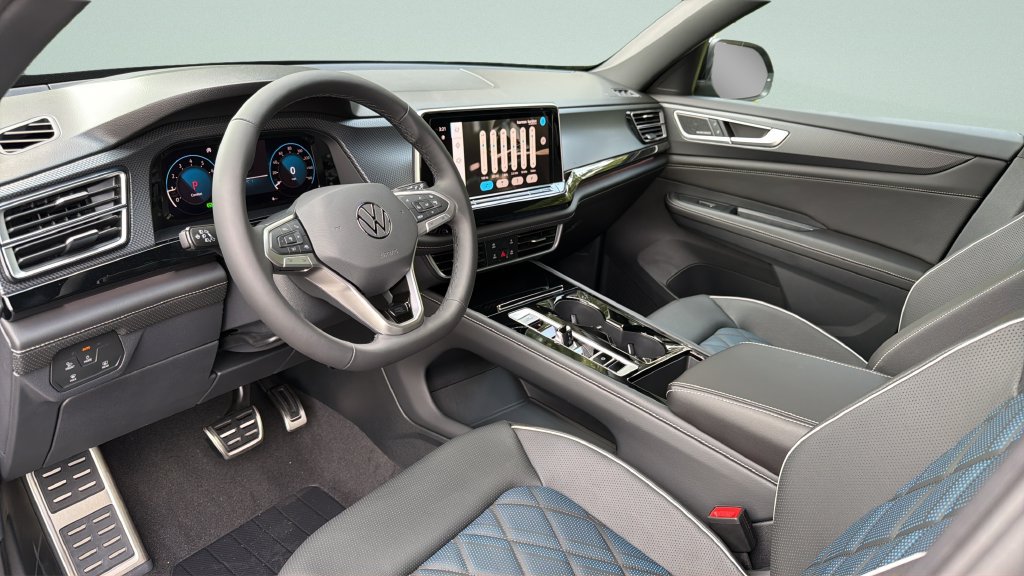 New 2026 Volkswagen Atlas Cross Sport SEL Premium R-Line AWD/4WD image 30