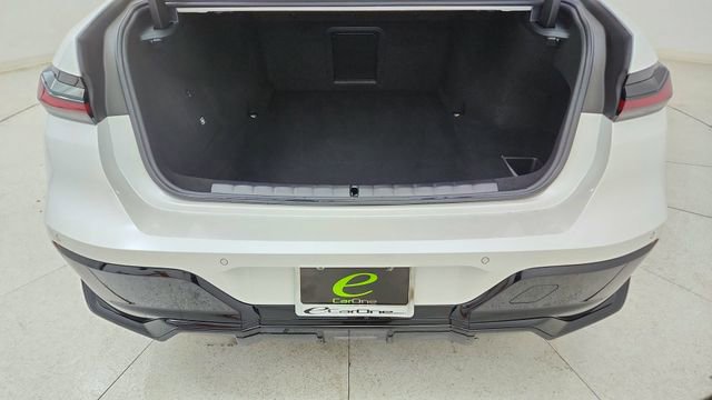 Used 2023 BMW i7 xDrive60 w/ Executive Package 2 image 14