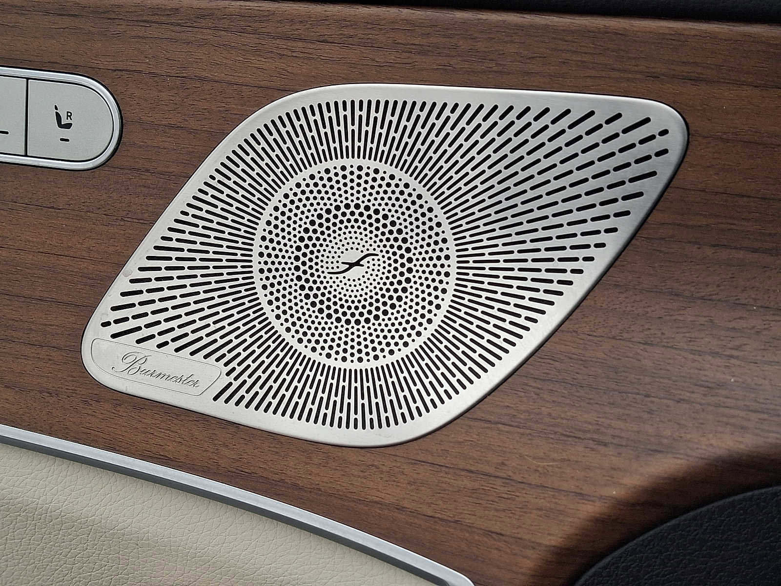 Certified 2022 Mercedes-Benz GLS 450 4MATIC image 23