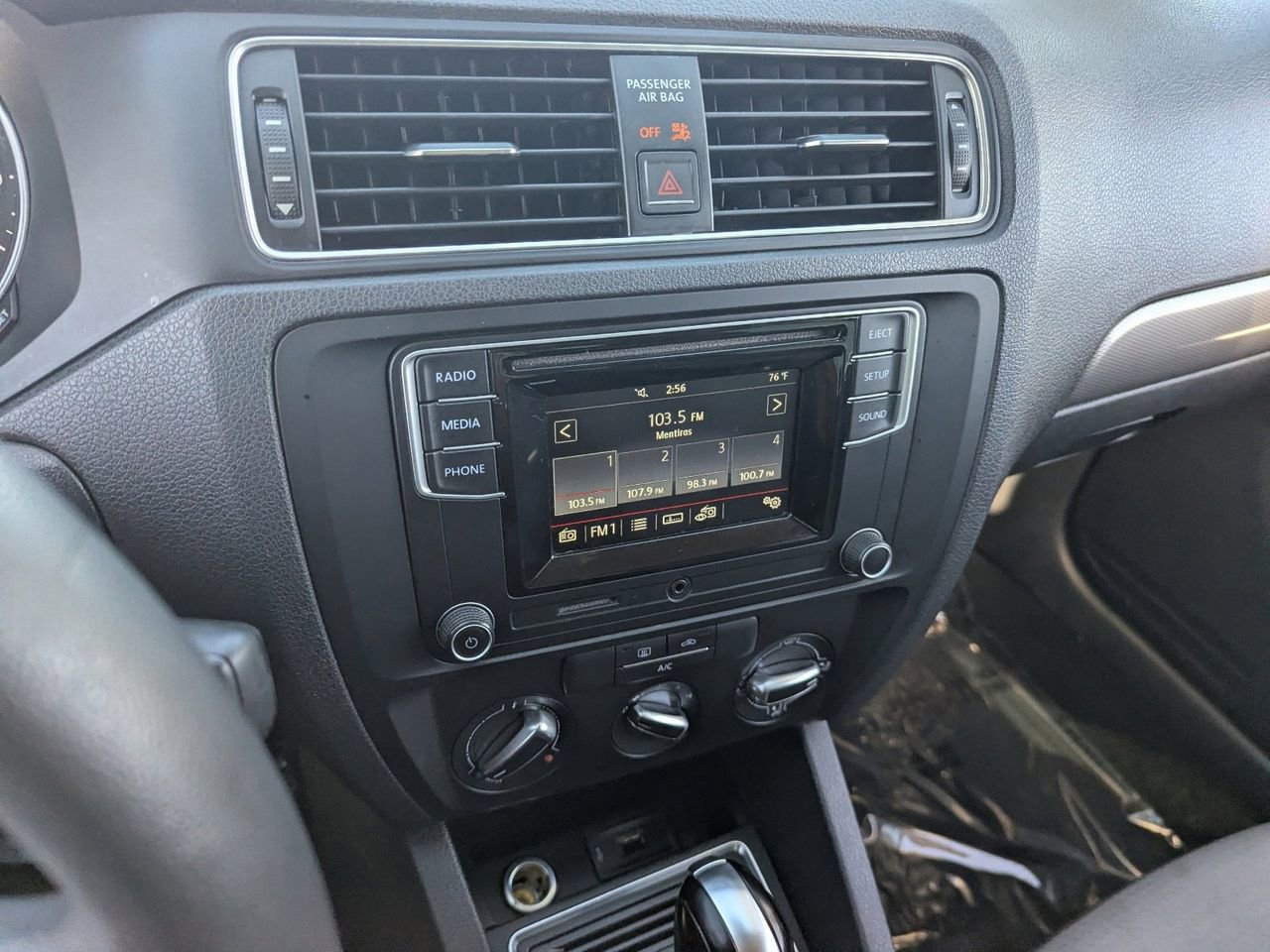 Used 2017 Volkswagen Jetta S image 22