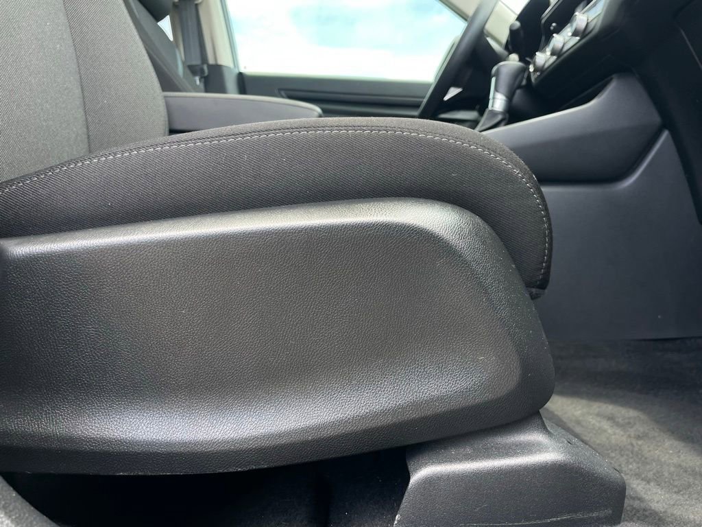 Certified 2025 Honda CR-V EX image 30