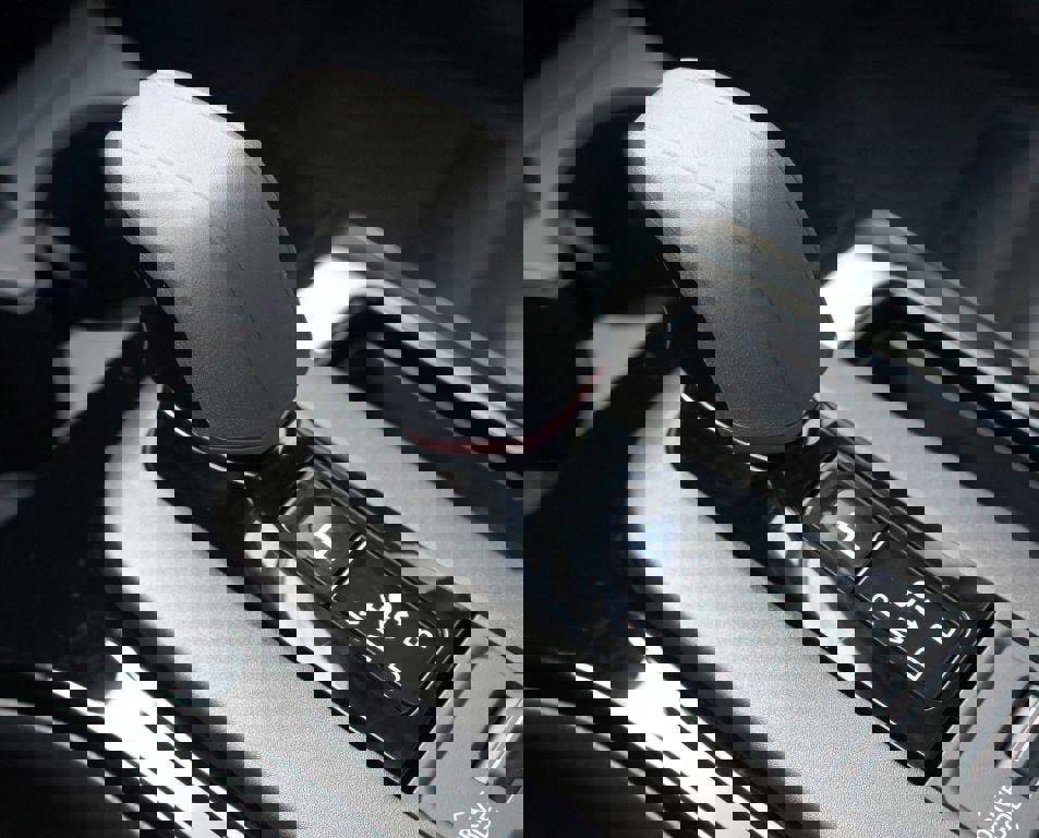 Used 2024 Toyota Prius Prime Premium w/ Advanced Technology Package image 13