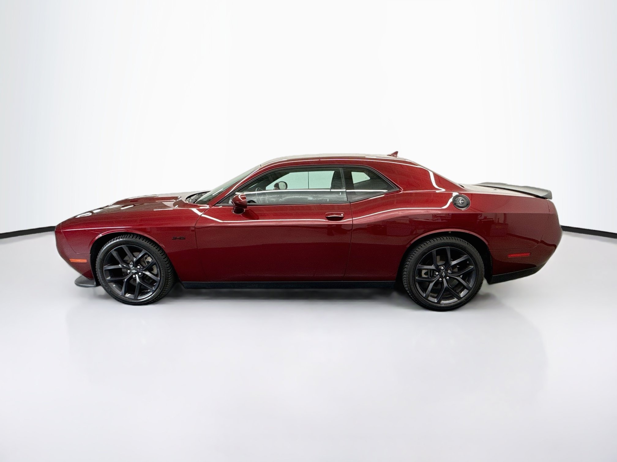 Used 2023 Dodge Challenger R/T w/ Plus Package RWD image 4