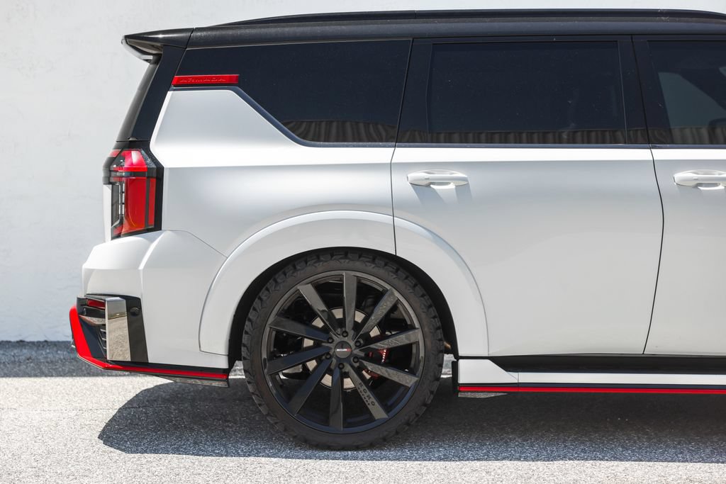 Used 2026 Nissan Armada NISMO AWD/4WD image 3