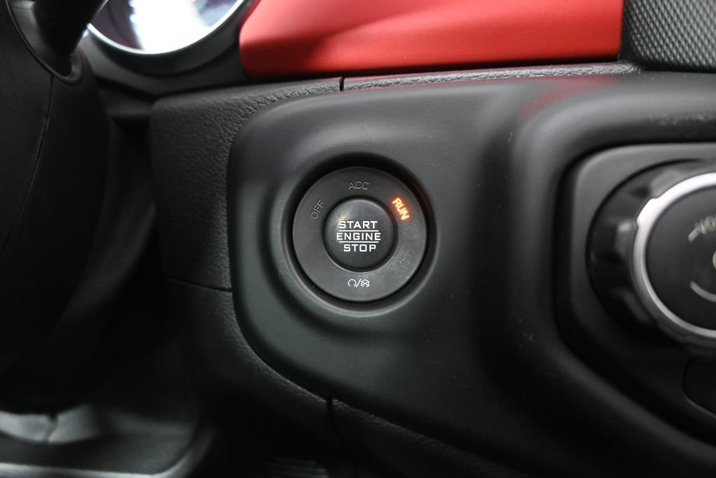 Used 2021 Jeep Wrangler Unlimited Rubicon AWD/4WD image 34
