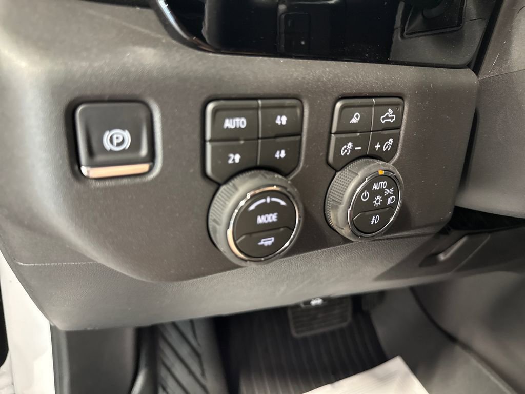 New 2026 Chevrolet Silverado 1500 LT Trail Boss w/ LT Trail Boss Premium Package AWD/4WD image 11